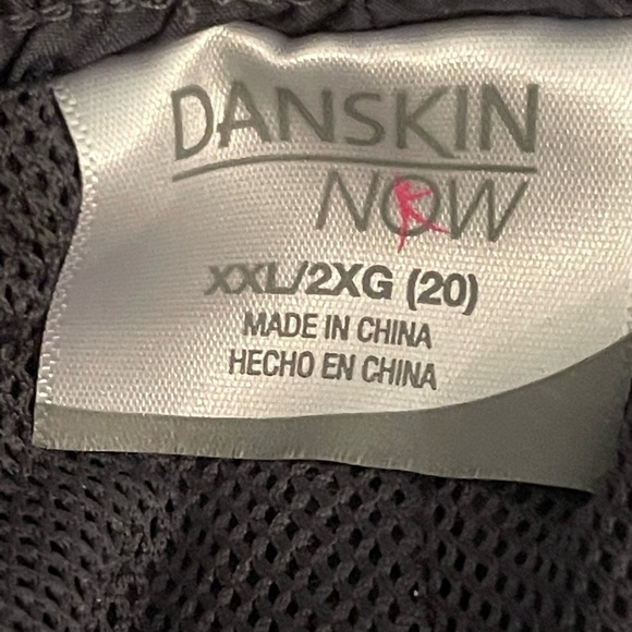 Danskin Now woman’s cropped performance pants, gray, size XXL - Picture 6 of 8